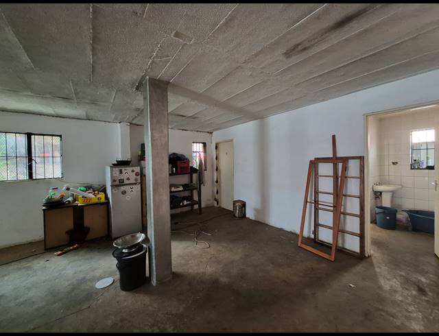 634M² OFFICE FOR SALE IN MELVILLE